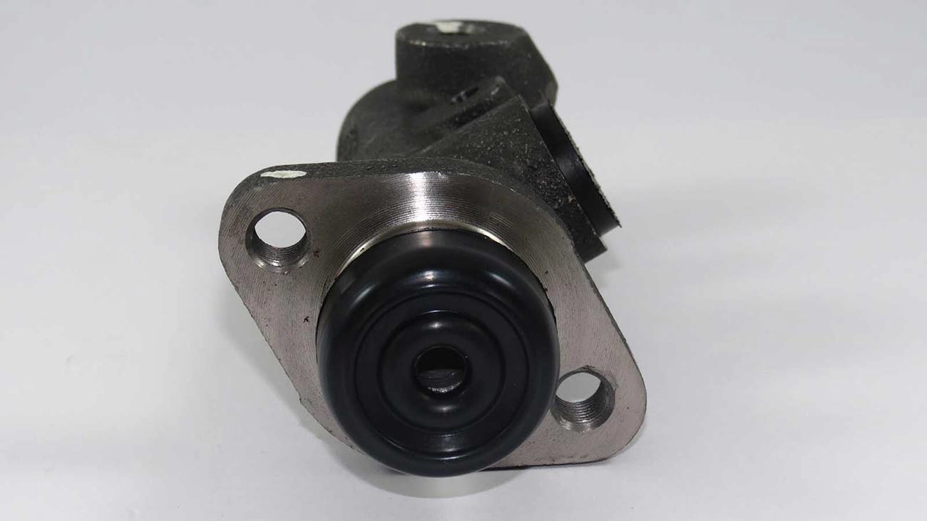 CILINDRO MESTRE EMBREAGEM 22,22MM TOYOTA BANDEIRANTE 87/94 TROLLER T4
