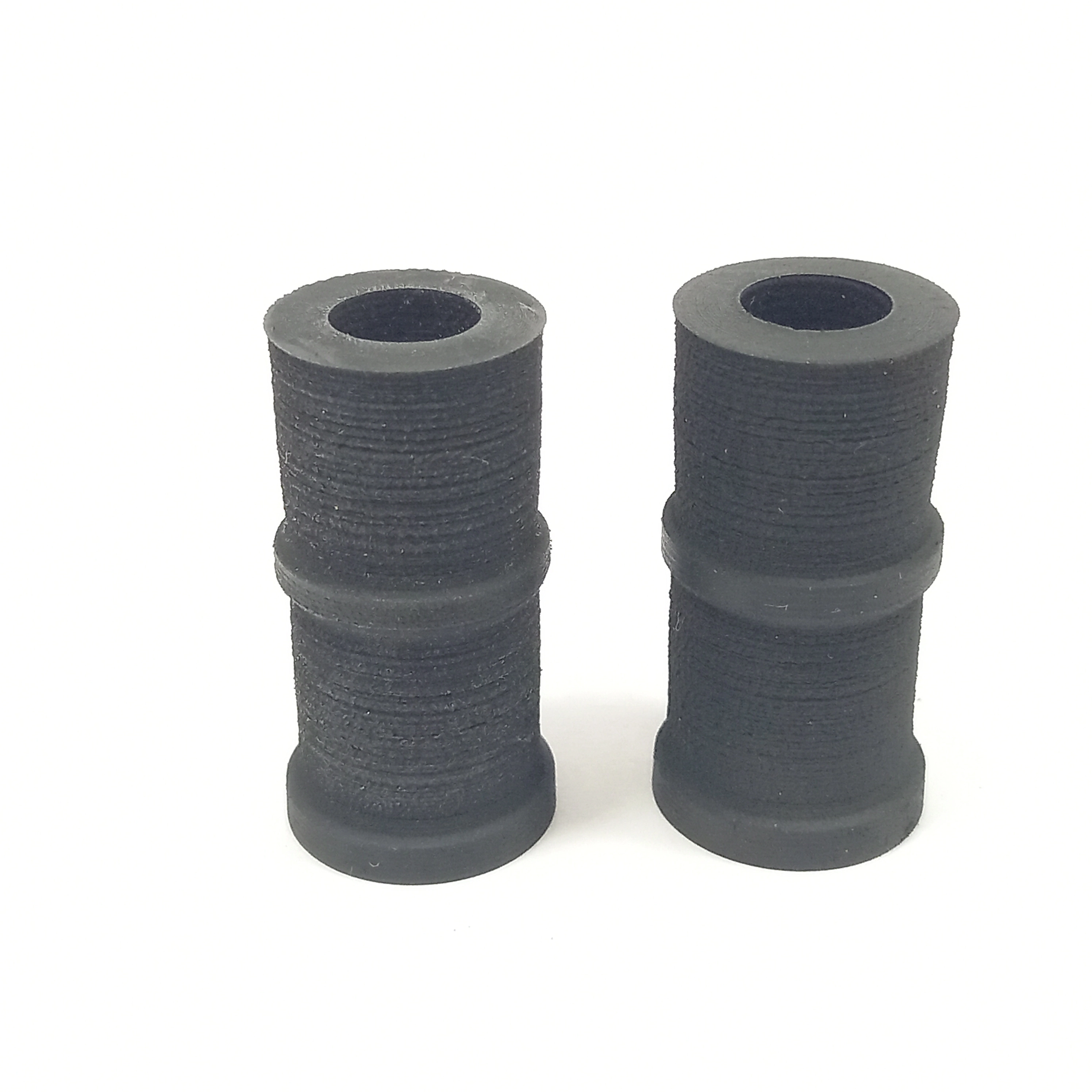 KIT BUCHA PINO PINCA FREIO UNIVERSAL FIAT/FORD/GM/VW EXCETO NOVO GOL - 2 BUCHAS IGUAIS