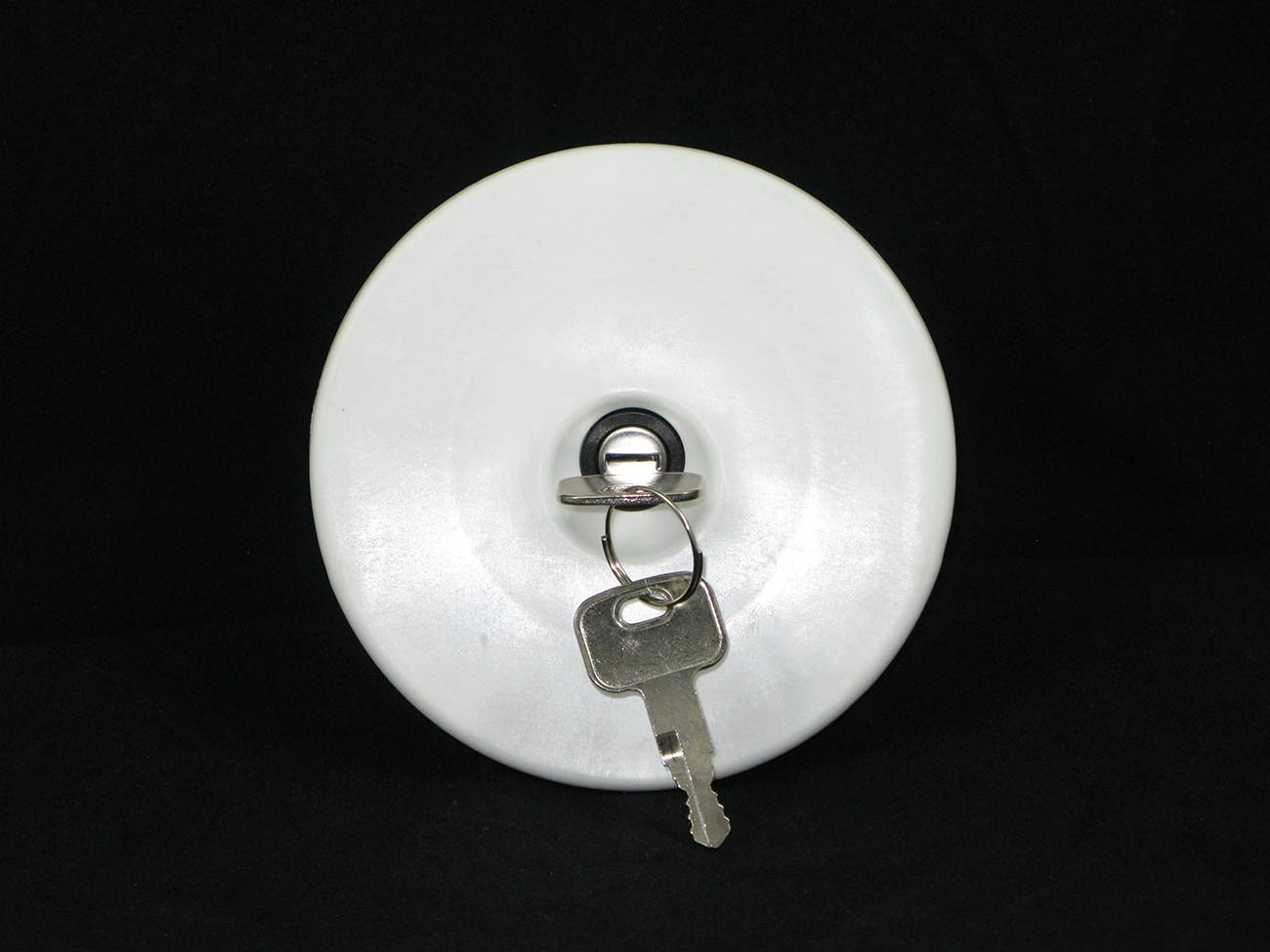 TAMPA PARA TANQUE DE COMBUSTÍVEL FIAT PALIO 1996/2000 - CARCAÇA PLÁSTICA - VEDADA