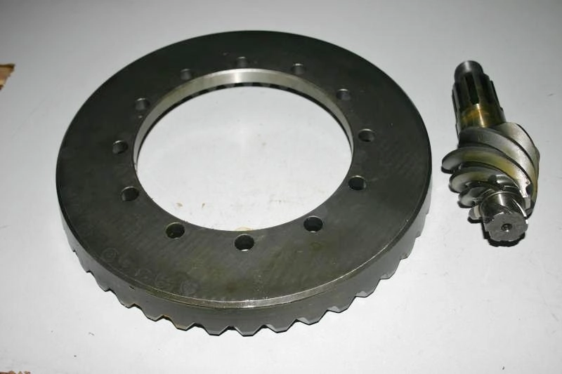 COROA E PINHAO 6X41 FORD F-11000/12000/14000 - CARGO 1317/1418/1419 - BRASEIXOS L-147