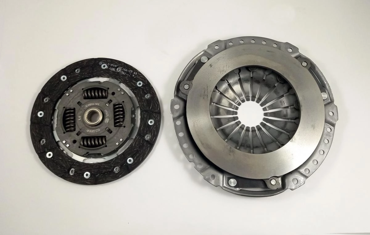 KIT EMBREAGEM GM VECTRA 2.0 8/16V 04.96/2003 - 216MM CAMBIO F-18