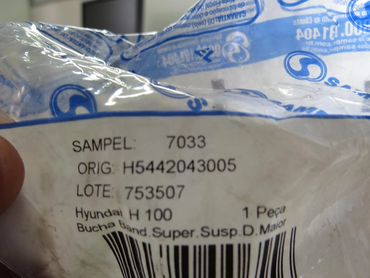 BUCHA MAIOR BANDEJA SUPERIOR HYUNDAI H-100 97/ HR 05/ MITSUBISHI L300 97/ - SUSPENSÃO DIANTEIRA