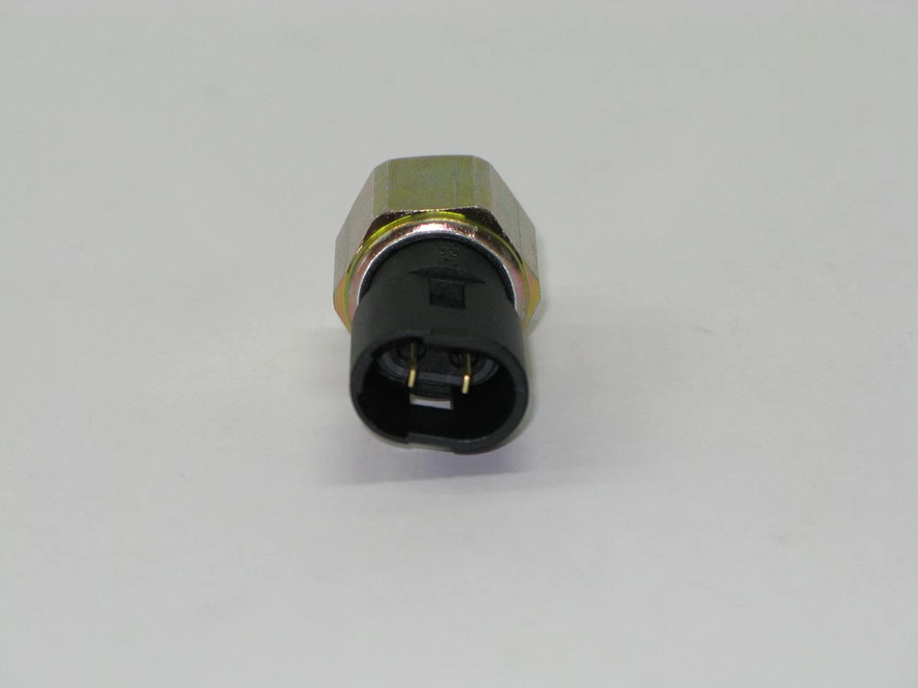 INTERRUPTOR PRESSÃO DIREÇÃO HIDRÁULICA RENAULT CLIO/SCENIC - 7/16X20