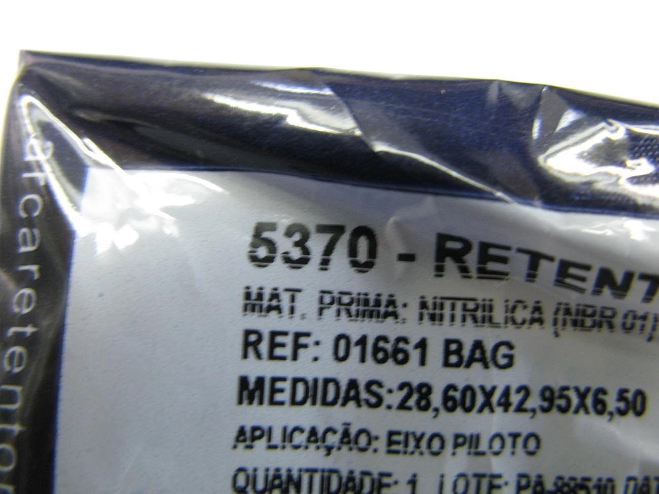 RETENTOR EIXO PILOTO CAIXA CÂMBIO 28,60X42,95X6,50MM TOYOTA BANDEIRANTE 1968/1981