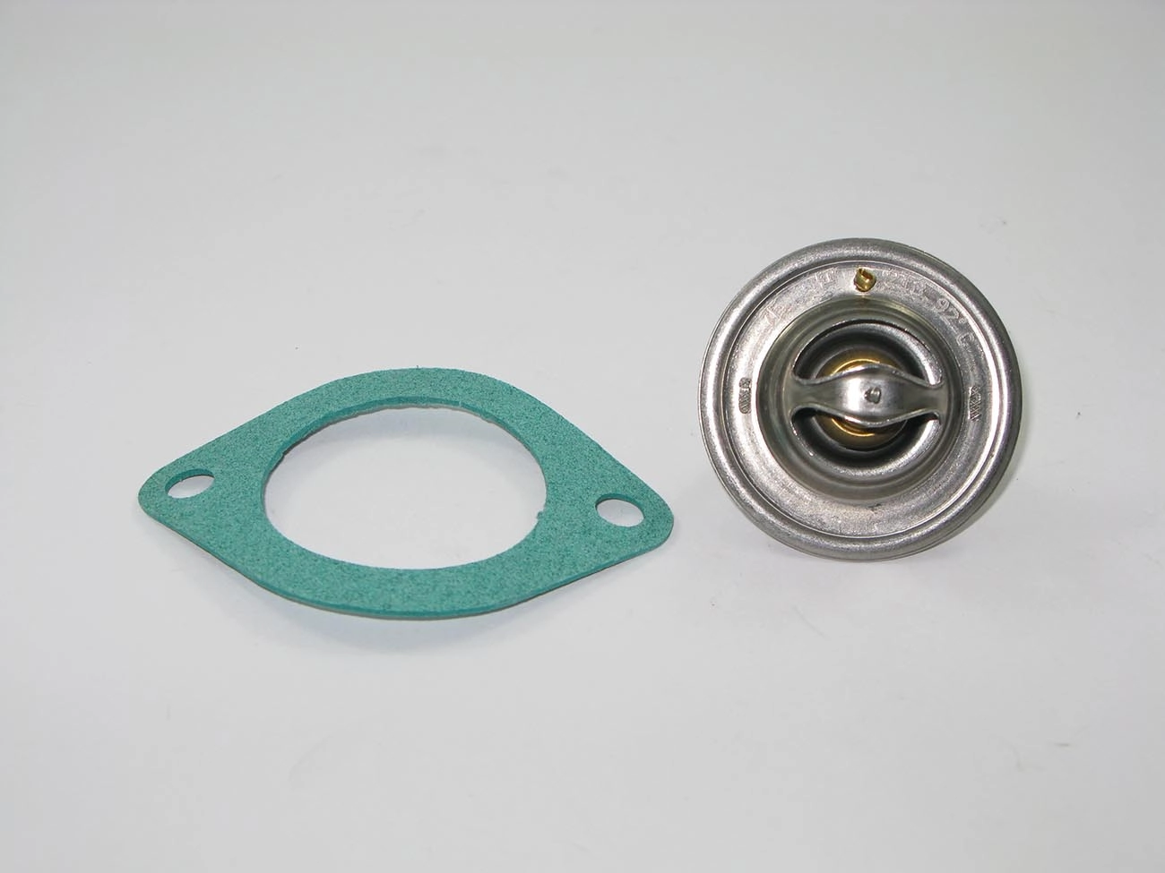 VALVULA TERMOSTATICA FORD FIESTA/KA/COURIER 96/99 ENDURA - SERIE OURO