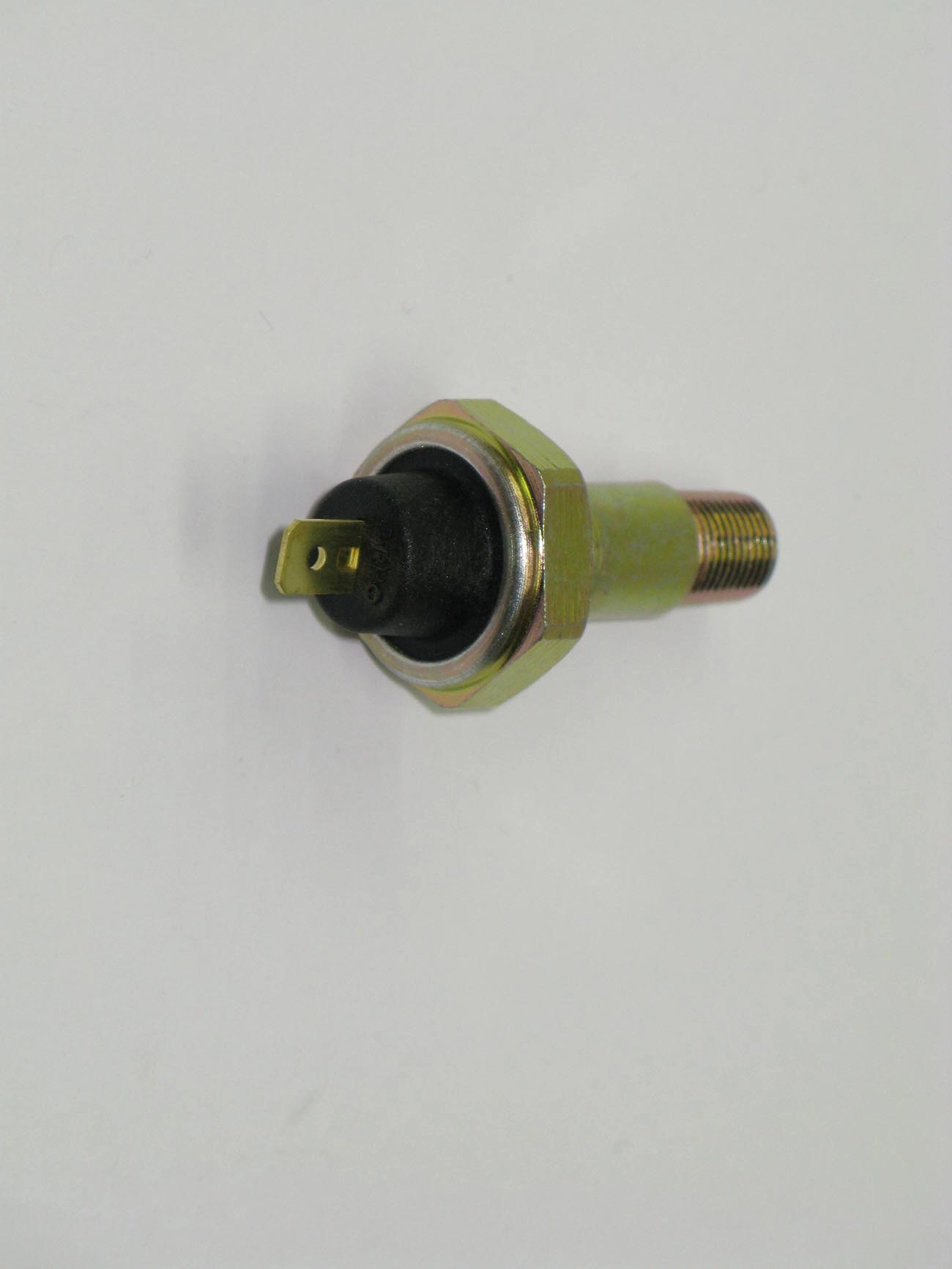 INTERRUPTOR PRESSÃO ÓLEO OLEO GM OPALA/CARAVAN TODOS A/C-10/20/40 TERMINAL ENCAIXE