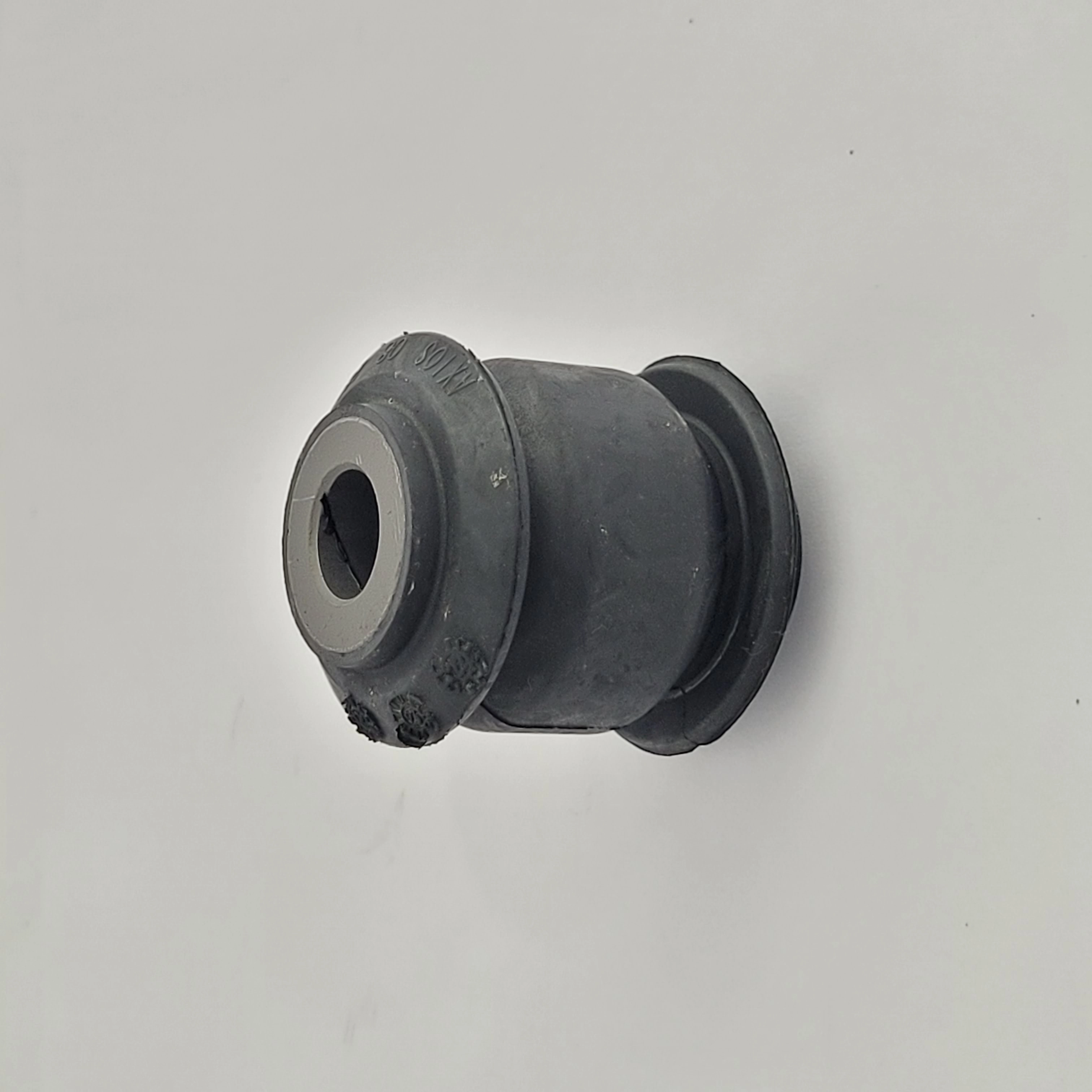 BUCHA DIANTEIRA BANDEJA INFERIOR VW AMAROK 2010/ - SUSPENSÃO DIANTEIRA
