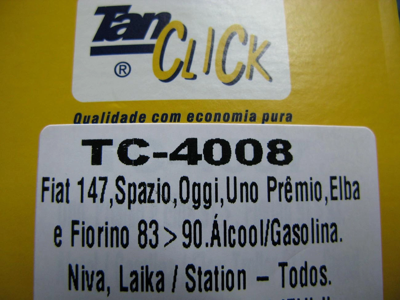 TAMPA PARA TANQUE COMBUSTÍVEL COM CHAVES FIAT 147/PANORAMA/UNO/PREMIO/ELBA/FIORINO 83/90 LADA LAIKA/NIVA/STATION