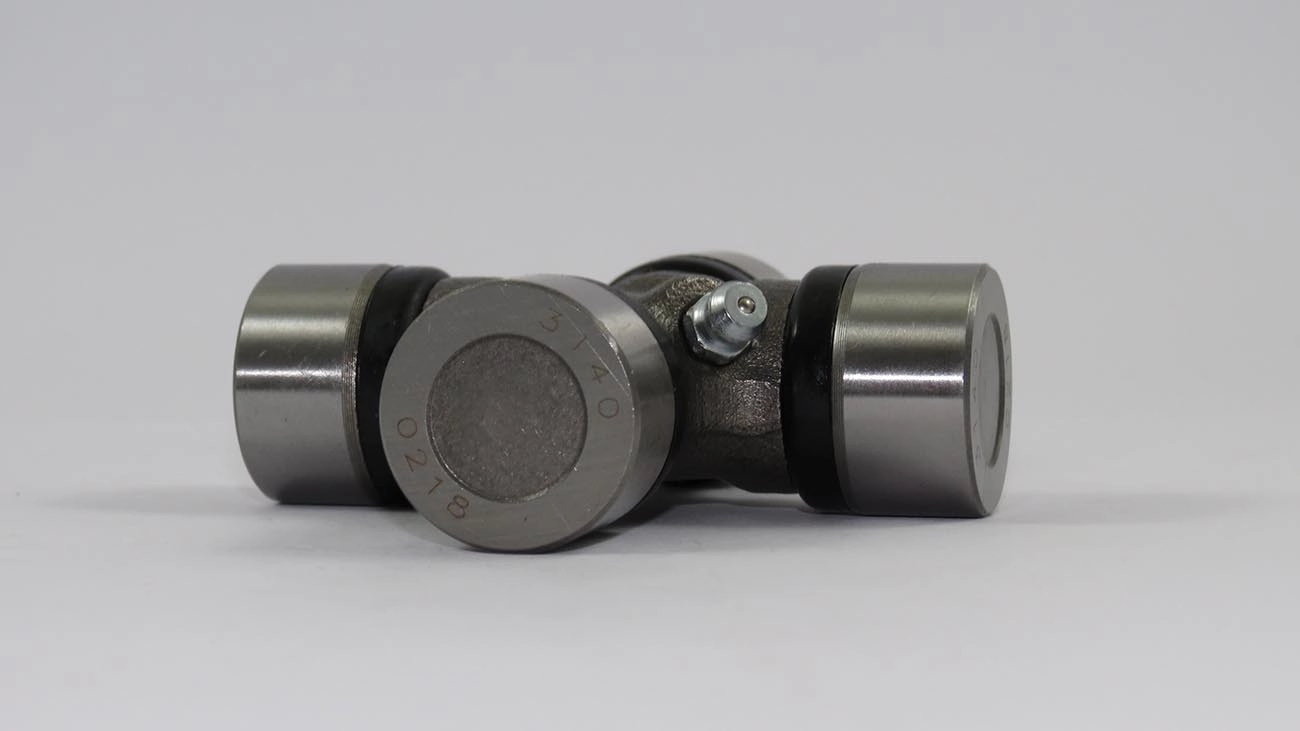 CRUZETA CARDAN WILLYS F-75/JEERURAL - F-100/1000 /92 - GM A/C/D-10 - VW KOMBI - 27X81MM