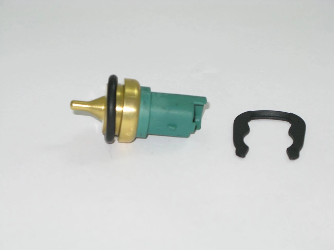 PLUG ELETRÔNICO VERDE PEUGEOT 206/207 1.4/1.6 05/ FLEX 208 13/ - PARTNER 1.6 01/ - CITROEN C3/C4 05/