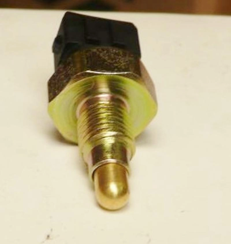 INTERRUPTOR RE - CELER/ - FORD ESCORT/VERONA 93/96 - VW APOLLO/LOGUS/POINTER - C/INJECAO ELETRONICA