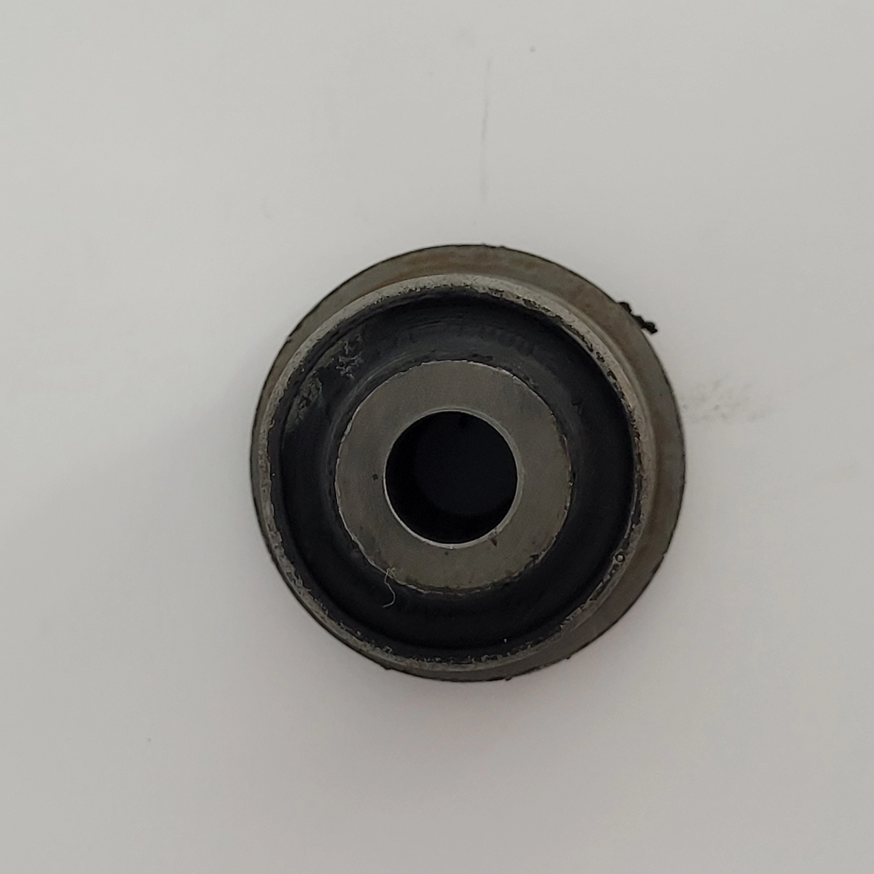 BUCHA TRASEIRA DA BANDEJA DIANTEIRA HYUNDAI TUCSON 2005/ - KIA SPORTAGE 2004/2010