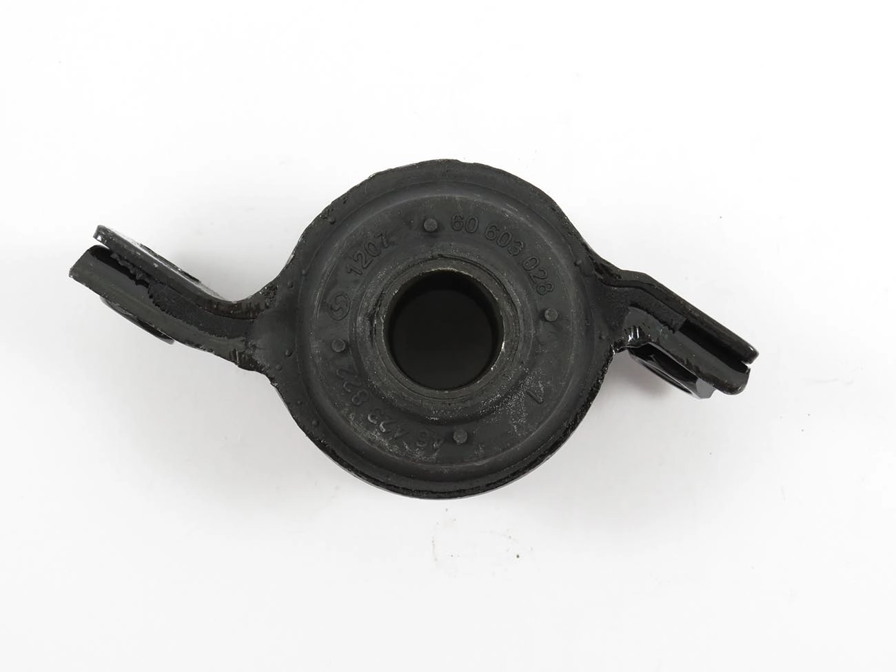BUCHA TRASEIRA DIREITA DA BANDEJA DIANTEIRA FIAT TIPO/TEMPRA SW/MAREA/BRAVA - FURO 20,9MM