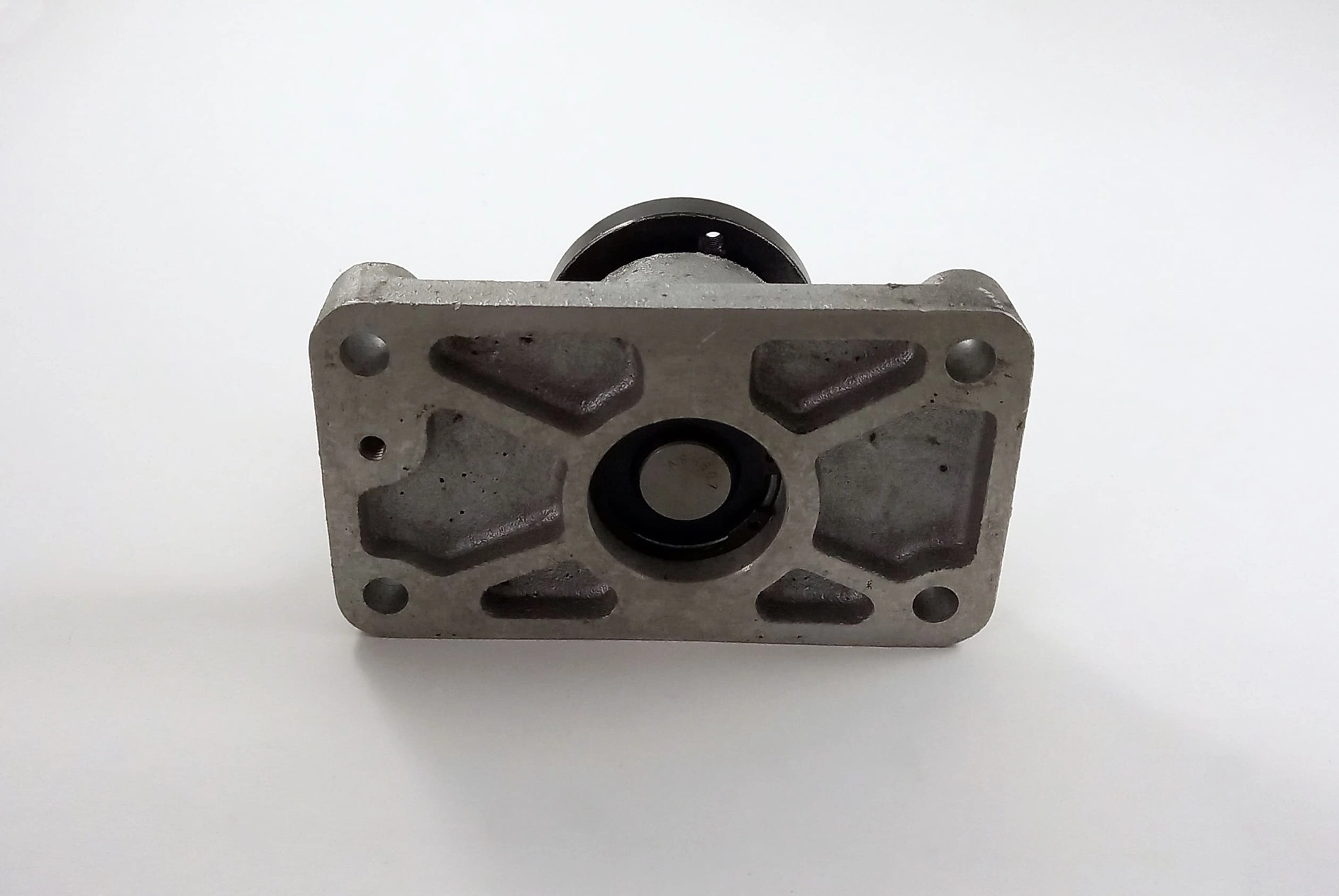 SUPORTE/MANCAL EMBREAGEM VISCOSA VENTILADOR GM S-10/BLAZER 2.8 00/ MOTOR MWM - FIXAÇÃO COM PARAFUSO