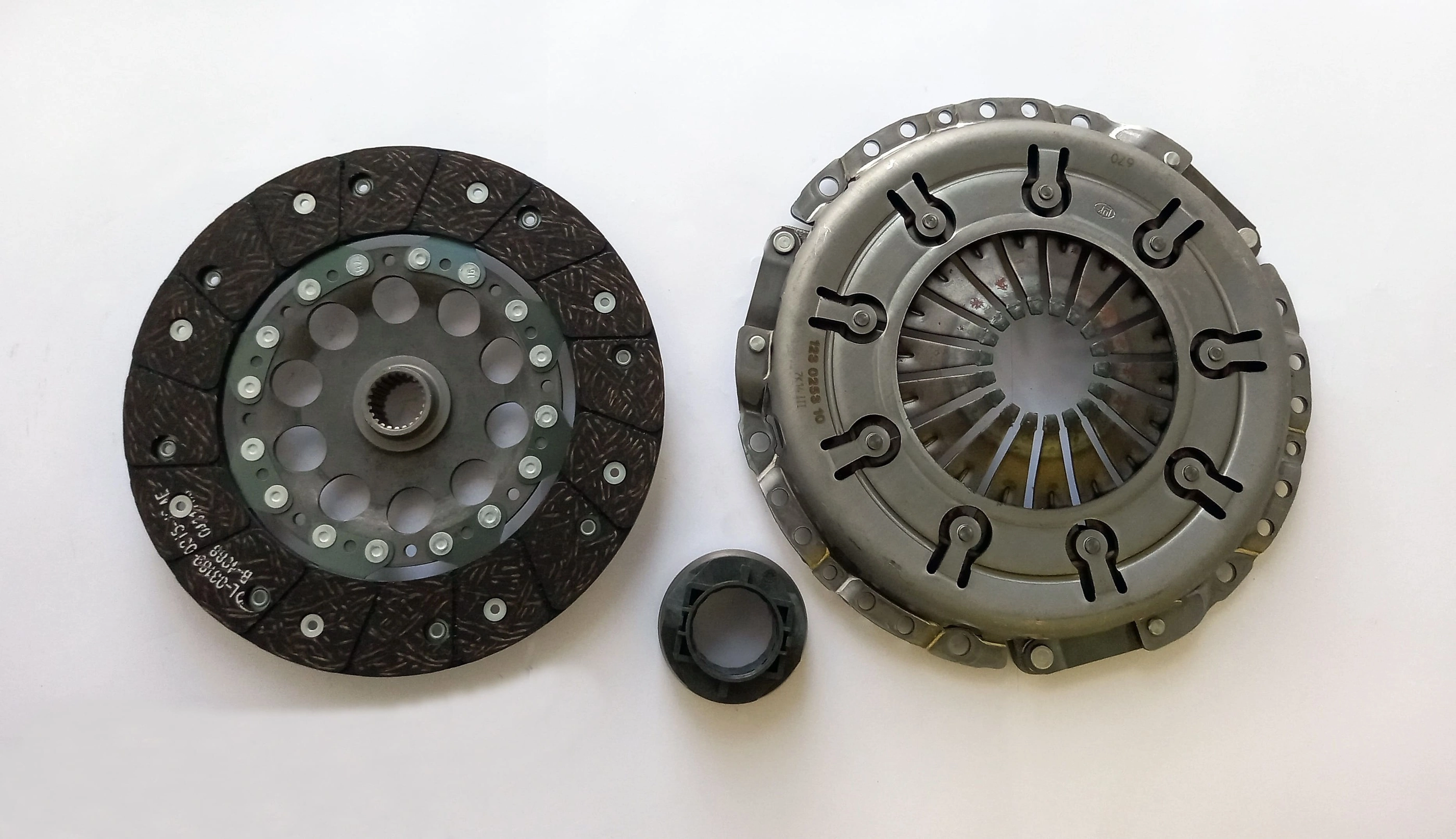 KIT DE EMBREAGEM - AUDI A4 1.8 20V 95/ - VW PASSAT/VARIANT 1.8 20V 96/00 ASPIRADO/TURBO - 228MM 23