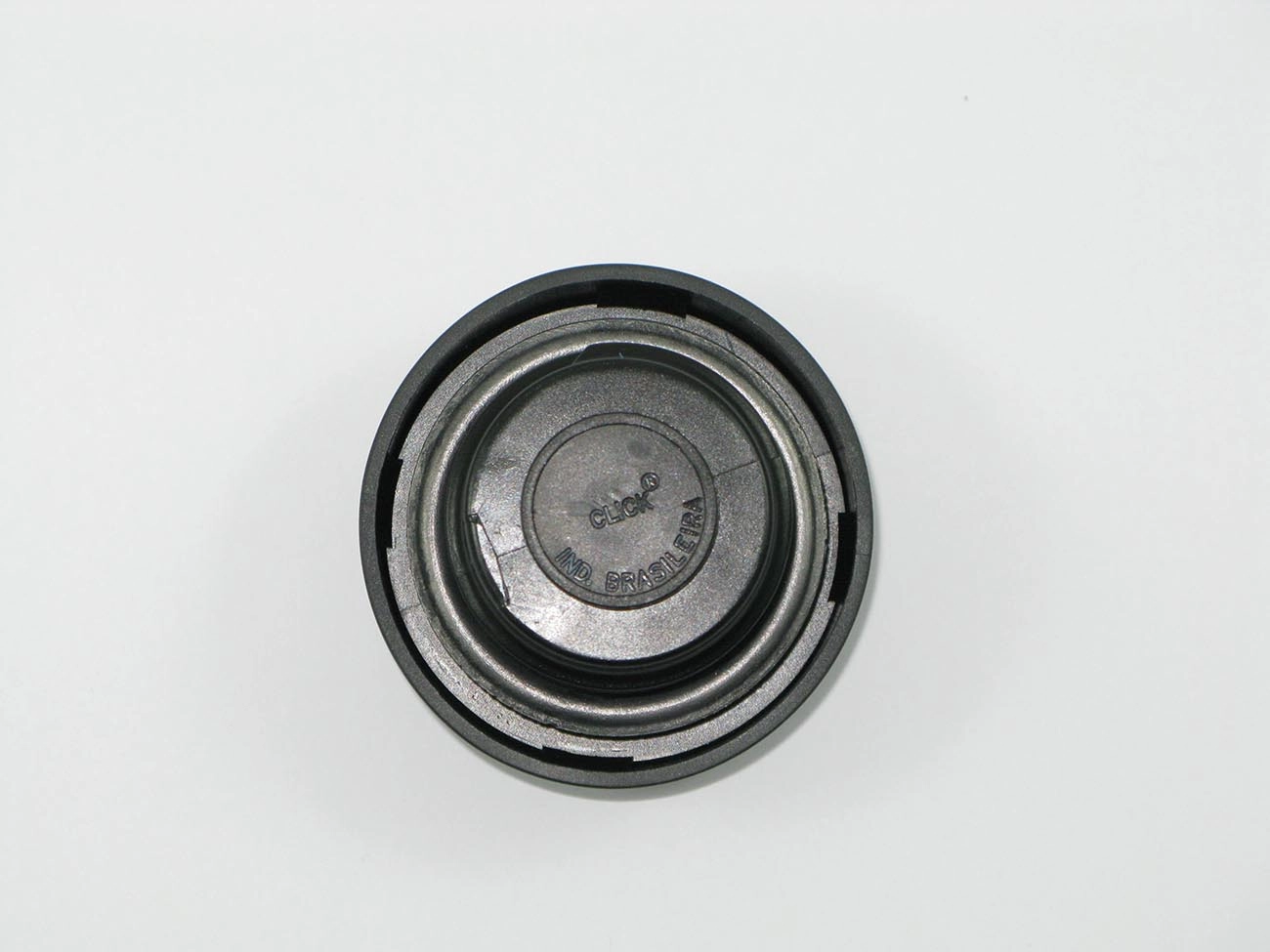 TAMPA PARA TANQUE COMBUSTÍVEL SEM CHAVES GM CORSA/CELTA TODOS VECTRA 96/ ASTRA NOVO 99/ S/CHAVE