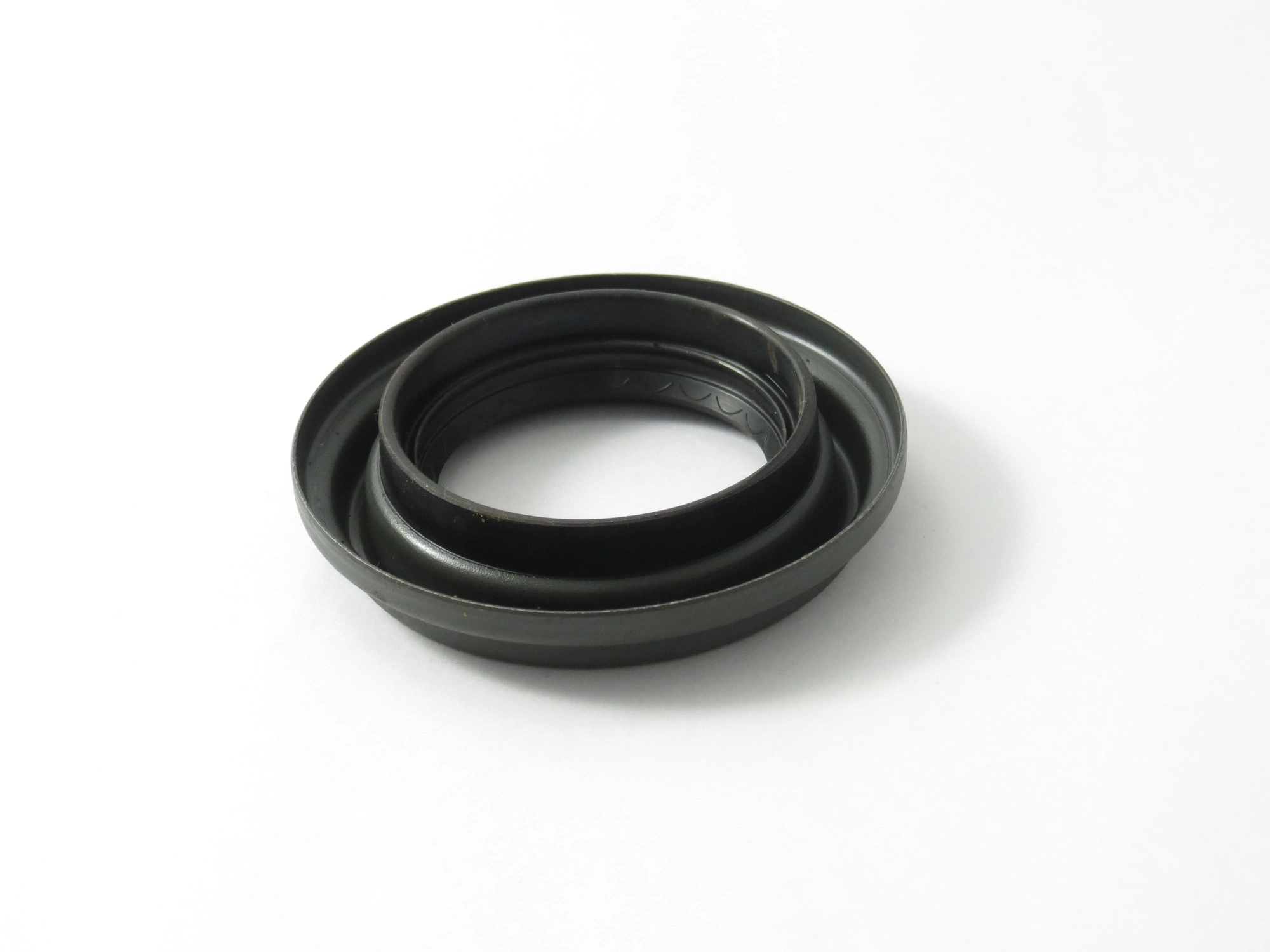 RETENTOR PINHÃO DIFERENCIAL 47X80,25X71,10X6,50X17MM FORD F-250/F-350 99/ 5.140/5.150/8.150/8.160/9.160/10.160/- HILUX 05/
