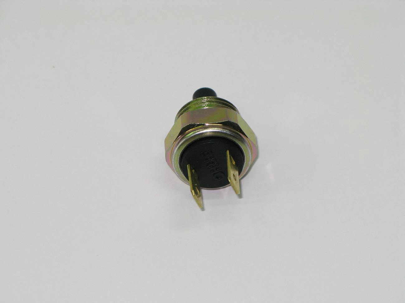 INTERRUPTOR LUZ DE RE - FORD CORCEL/BELINA/DEL REY/PAMPA - 5 MARCHAS