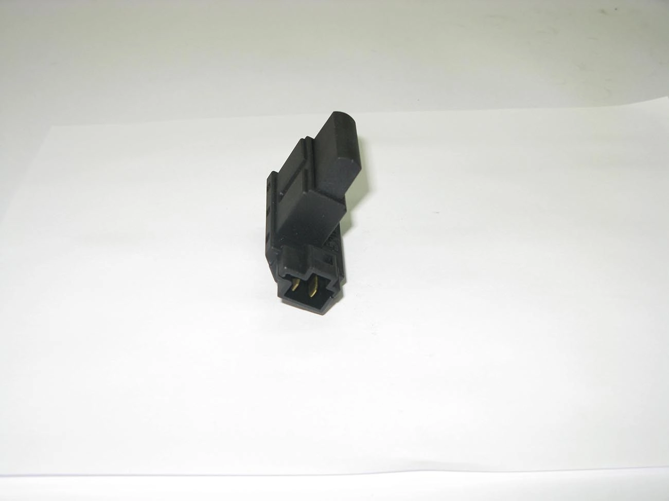 INTERRUPTOR DE FREIO - GM CORSA/VECTRA 2006/ - S-10 96/2000 - S-10 2.8