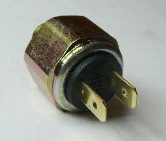 INTERRUPTOR LUZ FREIO VW FUSCA/BRASILIA/KOMBI BIPOLAR TODOS