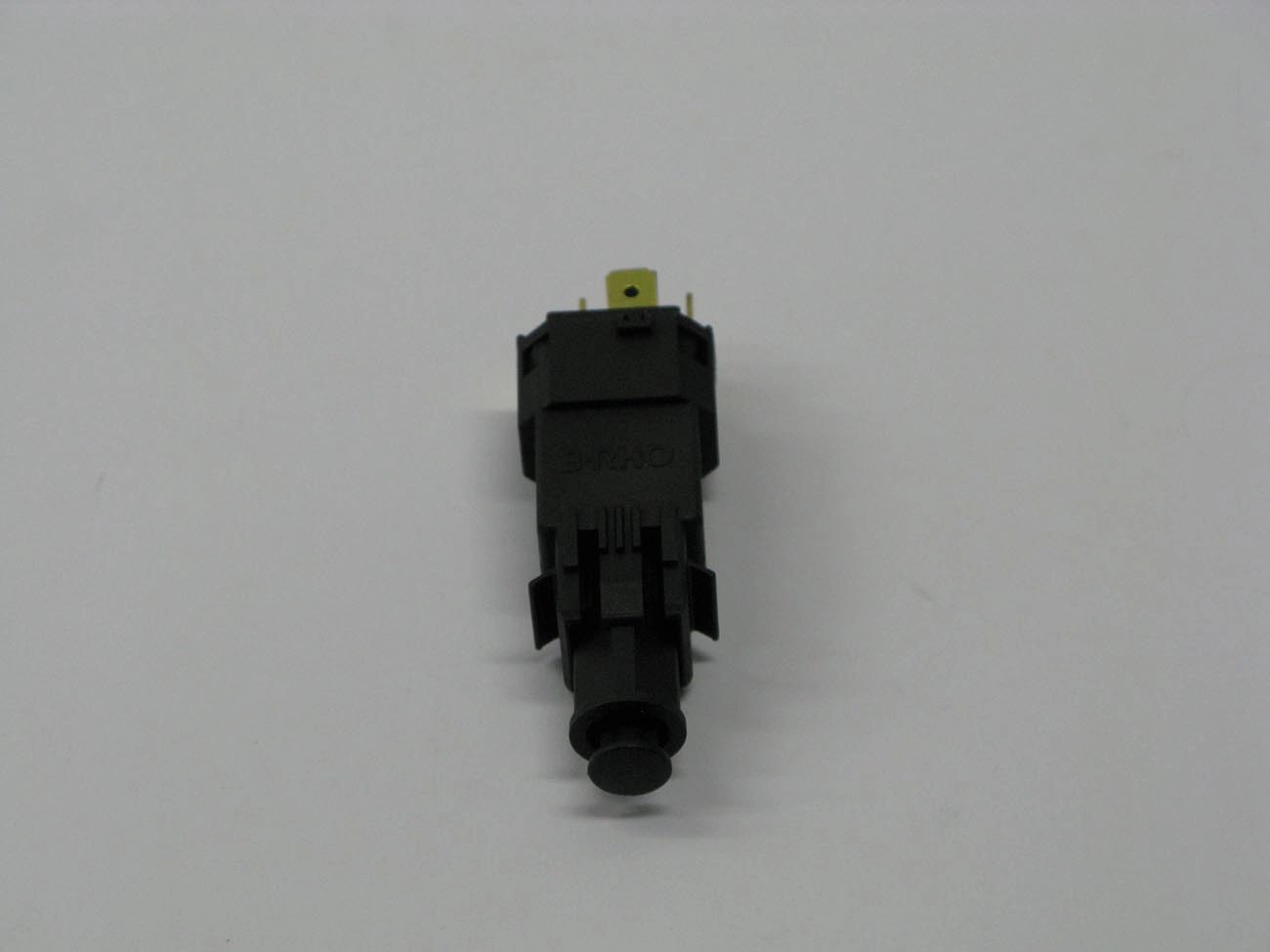 INTERRUPTOR LUZ FREIO GM NOVO CORSA/MERIVA/ASTRA/NOVO VECTRA