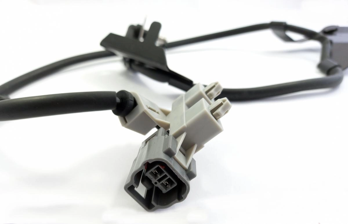 SENSOR ABS DIANTEIRO DIREITO GM S-10  2.4/2.5/2.8 8V/16V 12/16 TRAILBLAZER 2.8 8V/3.6 V6 24V 13/14