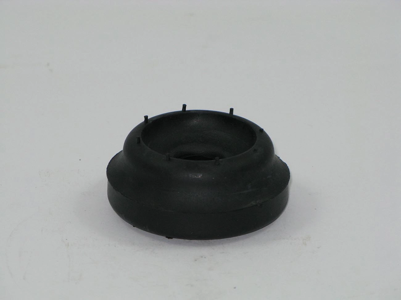 BUCHA/COXIM SUPERIOR AMORTECEDOR TRASEIRO VW GOL/PARATI 95/ SANTANA TODOS