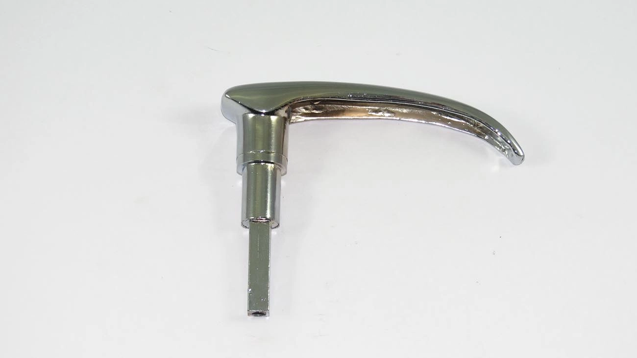 MACANETA EXTERNA VW KOMBI /75 - PORTA LATERAL S/CHAVE CROMADA