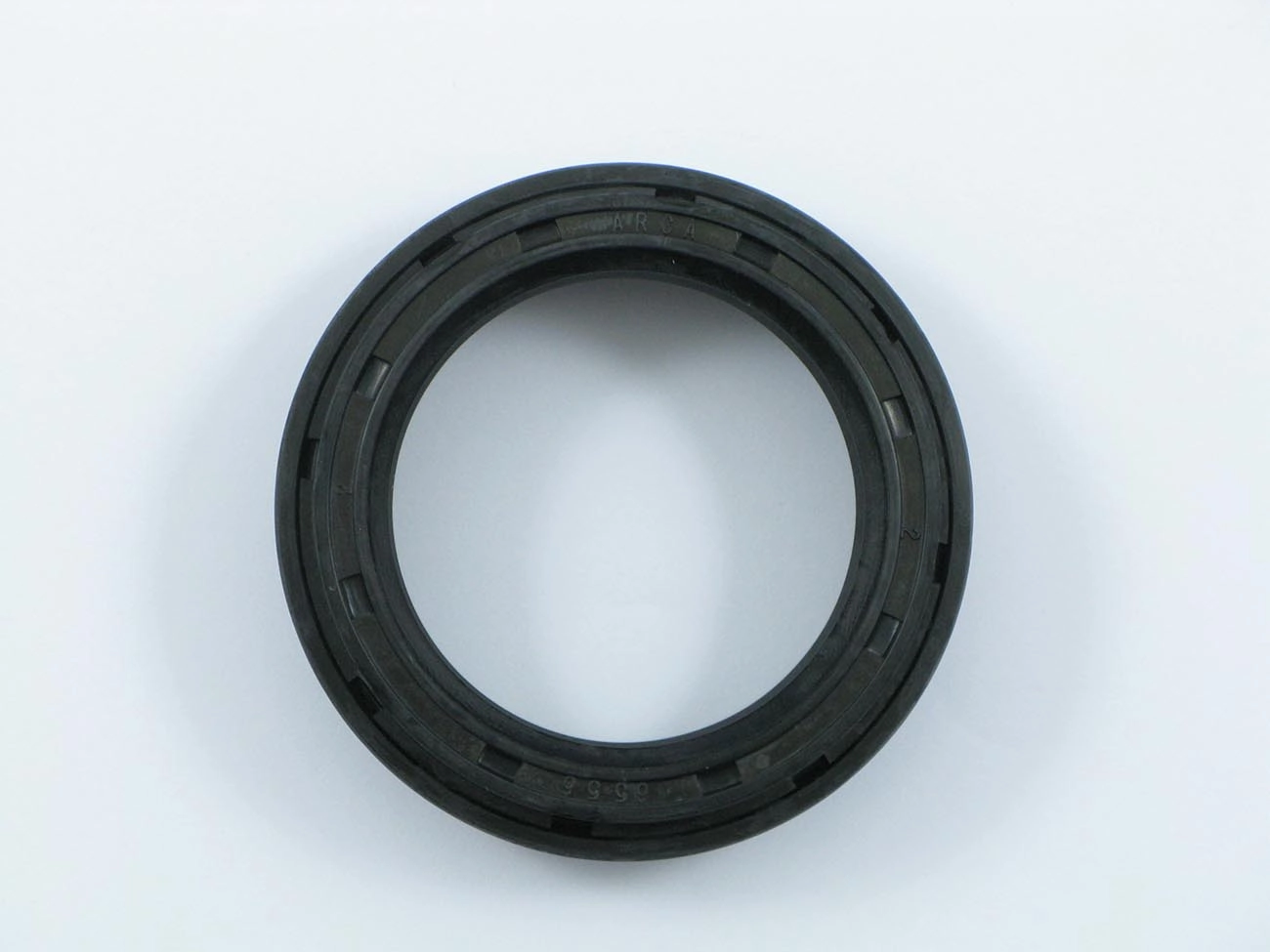 RETENTOR EXTERNO CUBO RODA TRASEIRA TOYOTA HILUX 2.8 - 48X62X9X24MM