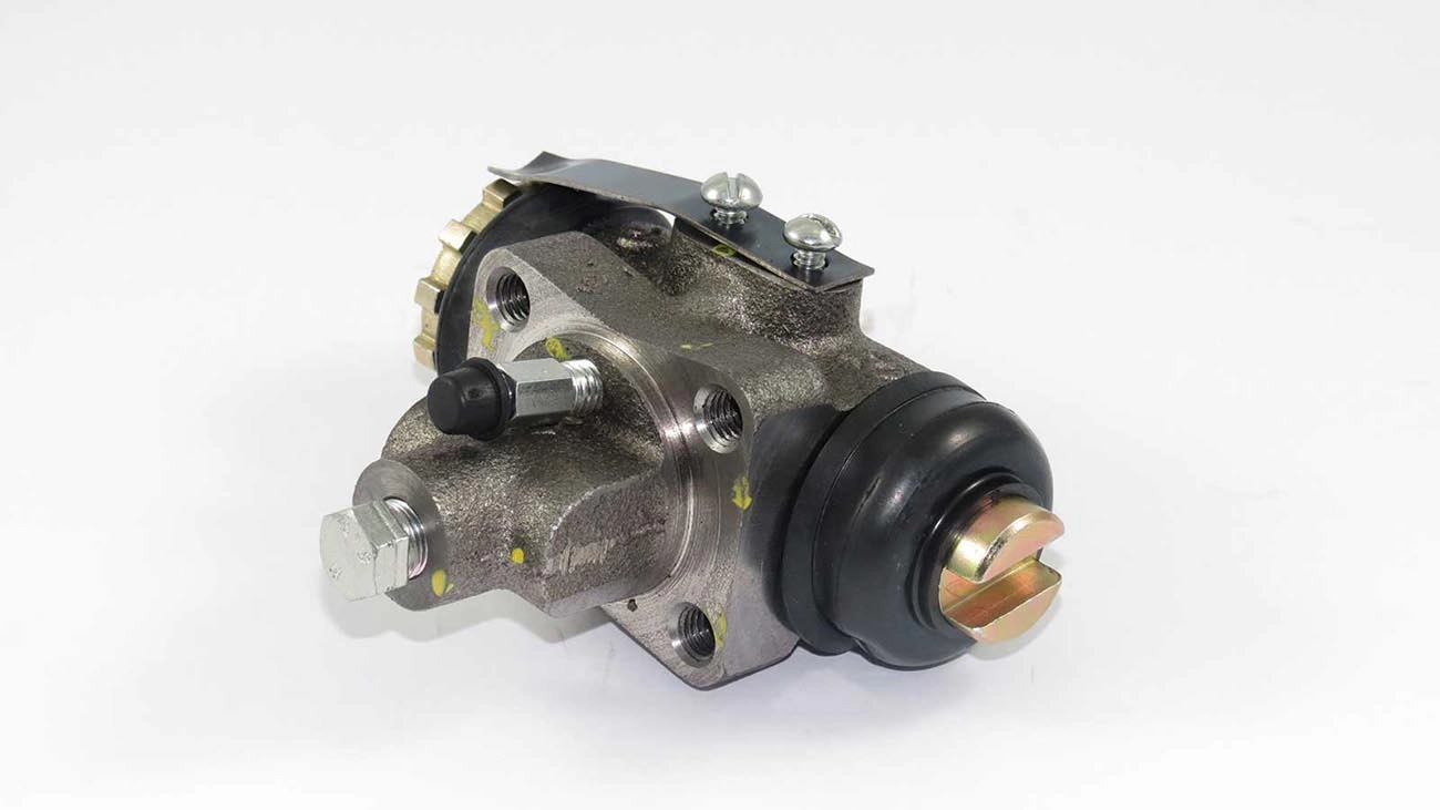 CILINDRO RODA DIANTEIRO ANTERIOR LADO ESQUERDO DIANTEIRA ANTERIOR/SUPERIOR TOYOTA BANDEIRANTE 80/96 1P