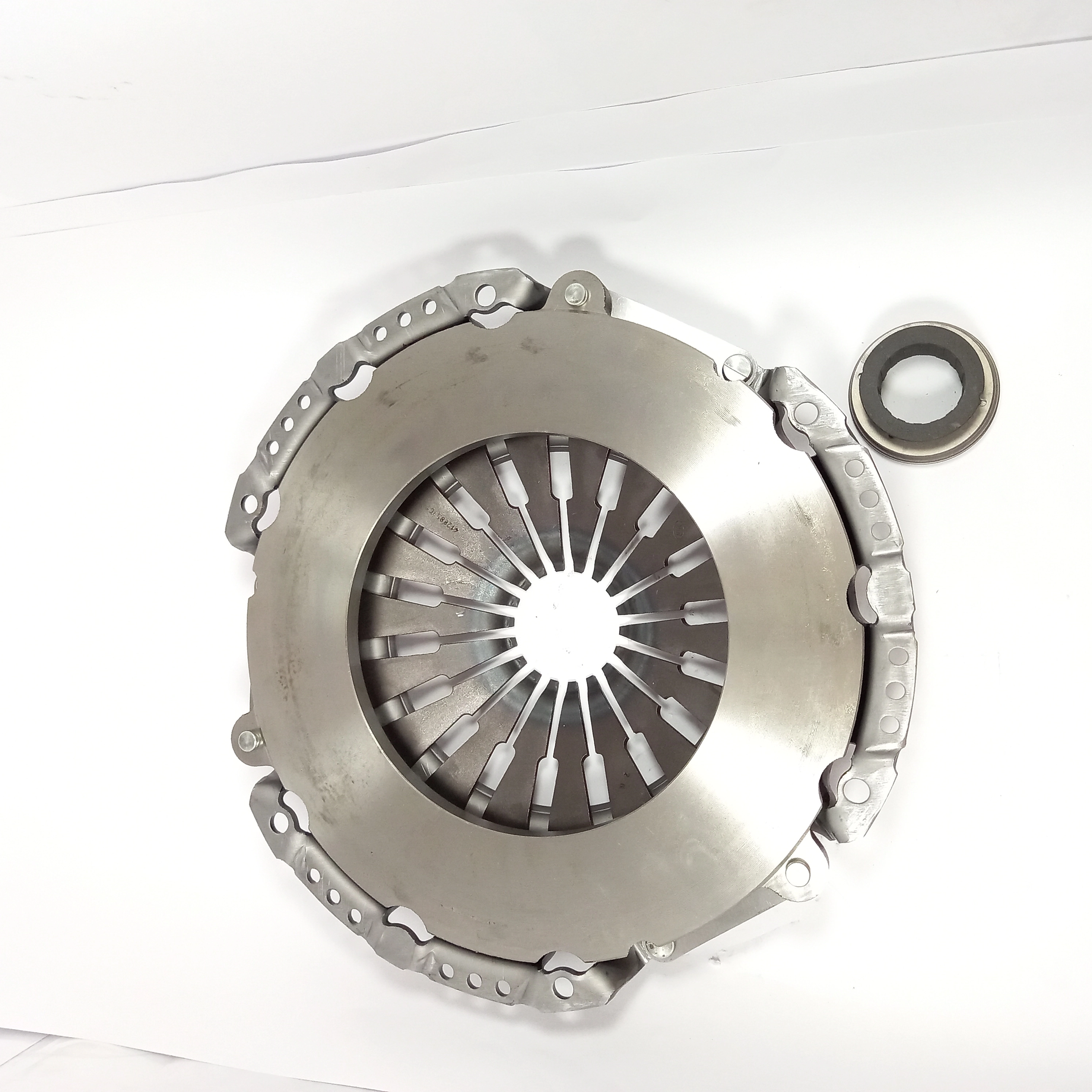 KIT DE EMBREAGEM GM C-40 85/95 TURBO - D-20 92/96 TURBO - D-40 85/96 TURBO - 300MM 10 ESTRIAS