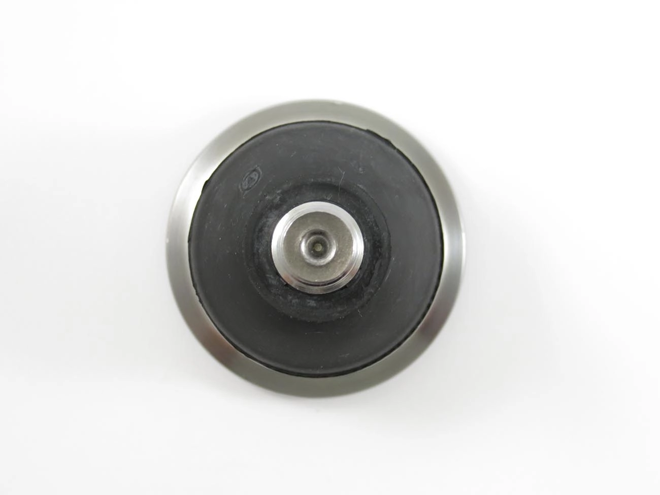 PIVÔ SUSPENSÃO SUPERIOR NISSAN FRONTIER 98/07 4X2/4X4 - XTERRA 03/08 - INÍCIO PINO 16.2MM - LD/LE