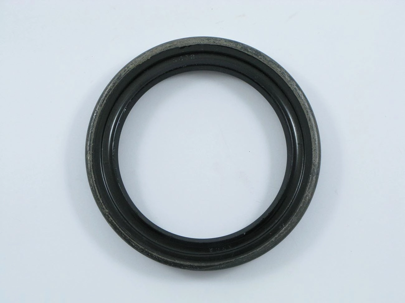 RETENTOR PINHÃO DIFERENCIAL 68,00X90,00X13,00MM MB 1113/1313/1513/2013 68X90X13MM