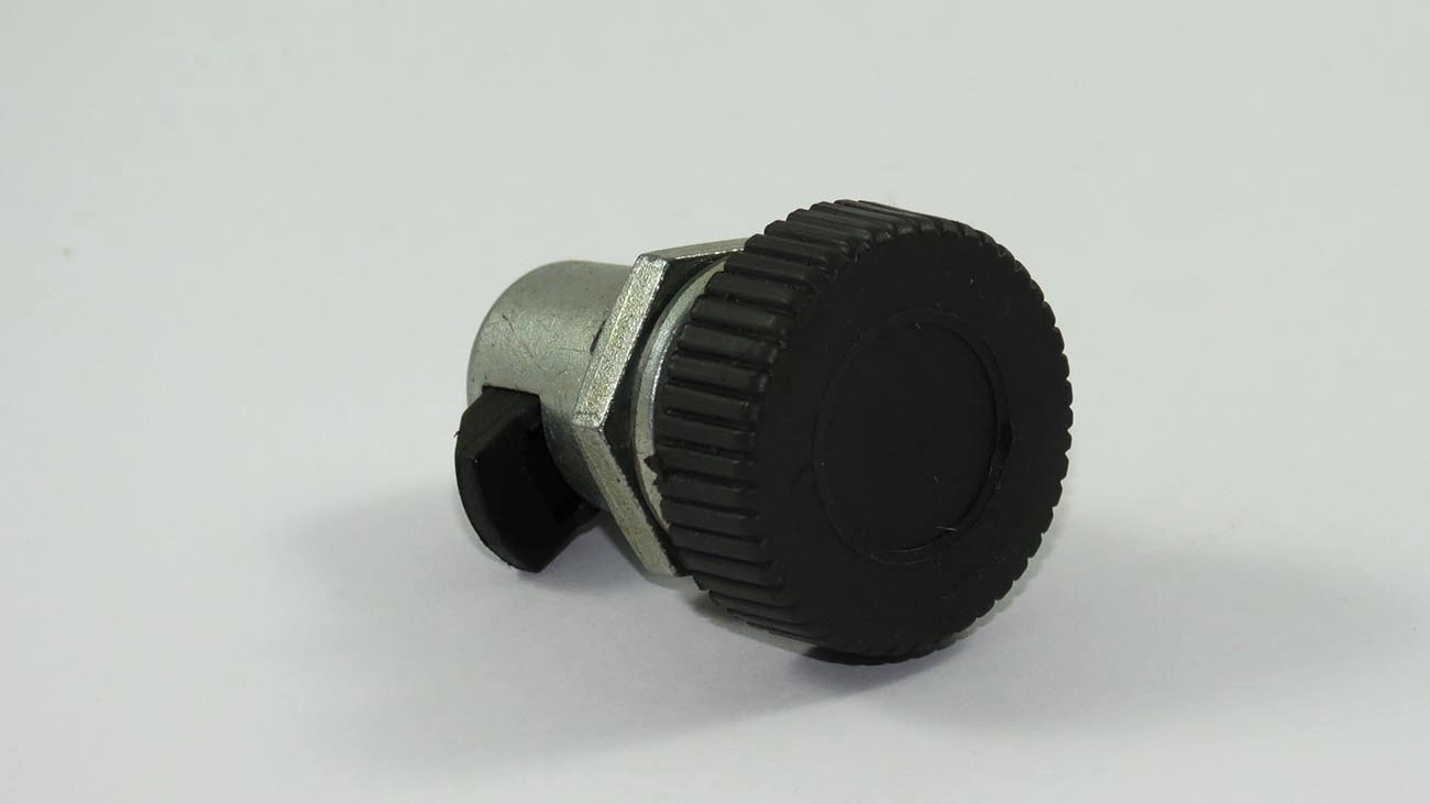 FECHADURA PORTA LUVAS MB CAMINHOES 81/88 - S/CHAVE