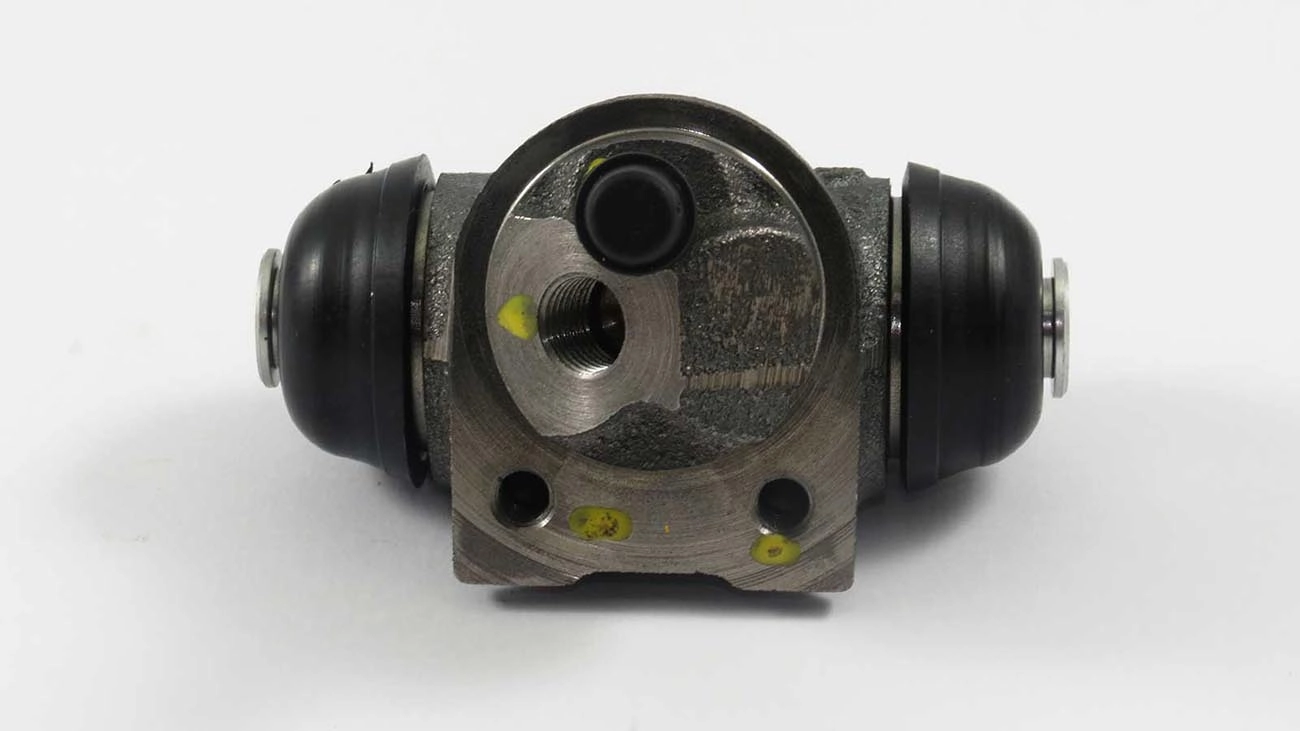 CILINDRO RODA TRASEIRA DIREITA RENAULT CLIO 96/99 - 19 92/98 - 22MM - VARGA