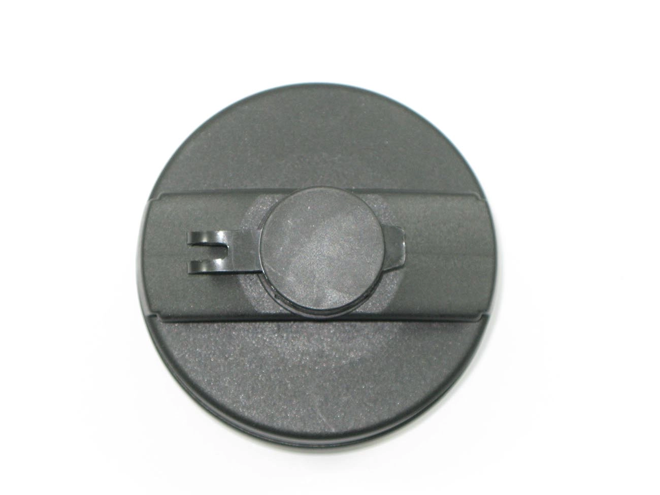 TAMPA PARA TANQUE COMBUSTÍVEL COM CHAVES ROSCA INTERNA VW/MB CAMINHOES 99/ SCANIA C/ROSCA