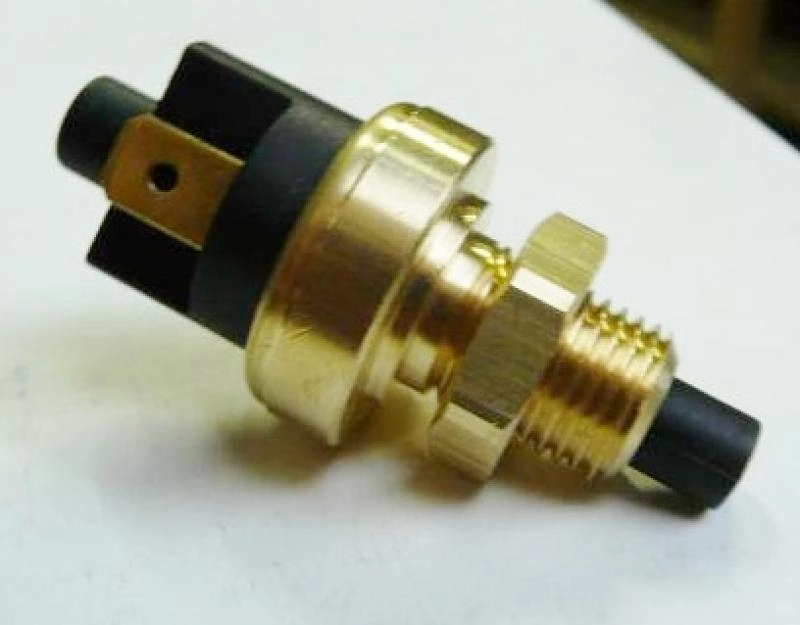 INTERRUPTOR LUZ FREIO VW CAMINHOES TODOS
