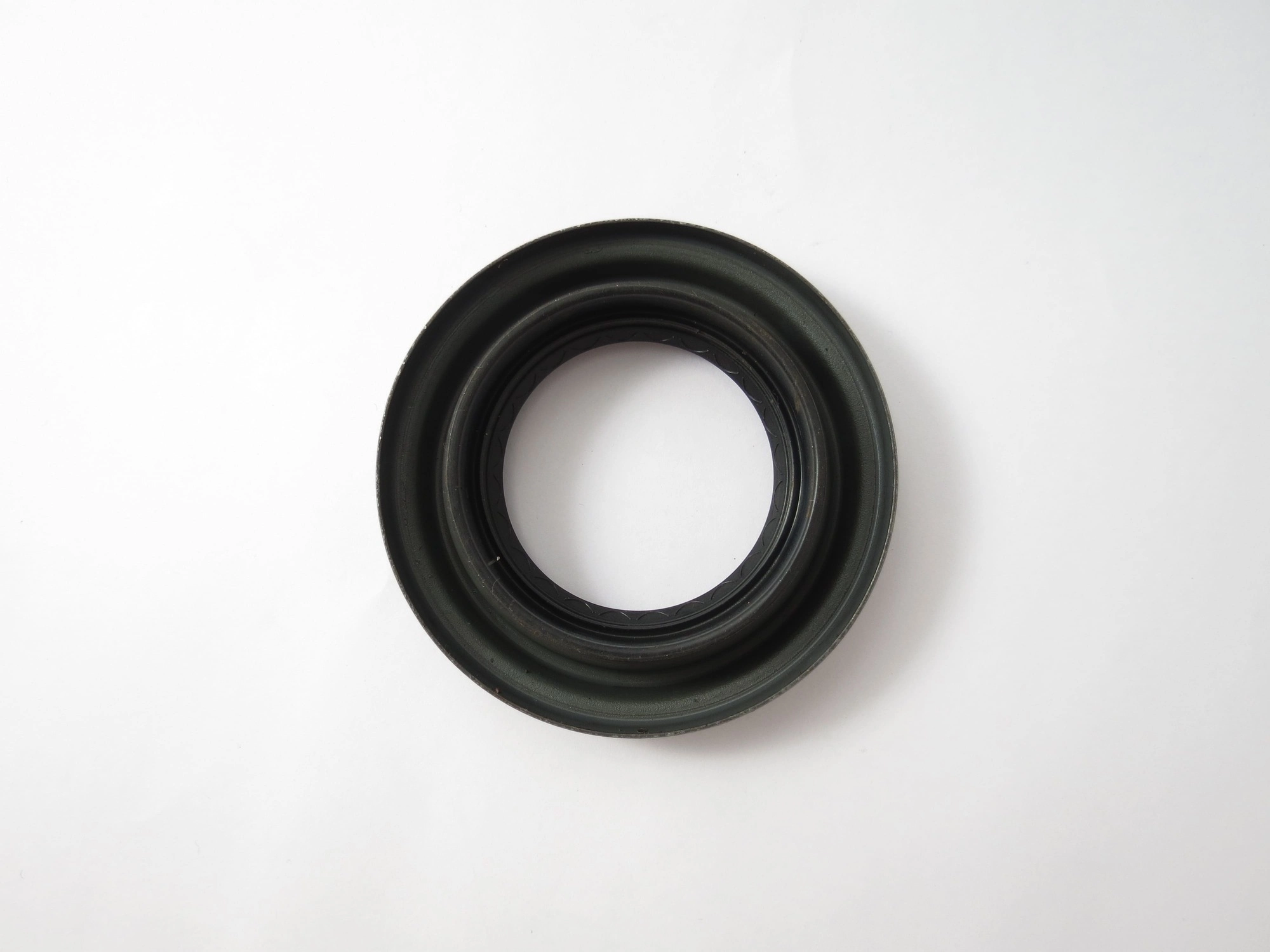 RETENTOR PINHÃO DIFERENCIAL 47X80,25X71,10X6,50X17MM FORD F-250/F-350 99/ 5.140/5.150/8.150/8.160/9.160/10.160/- HILUX 05/