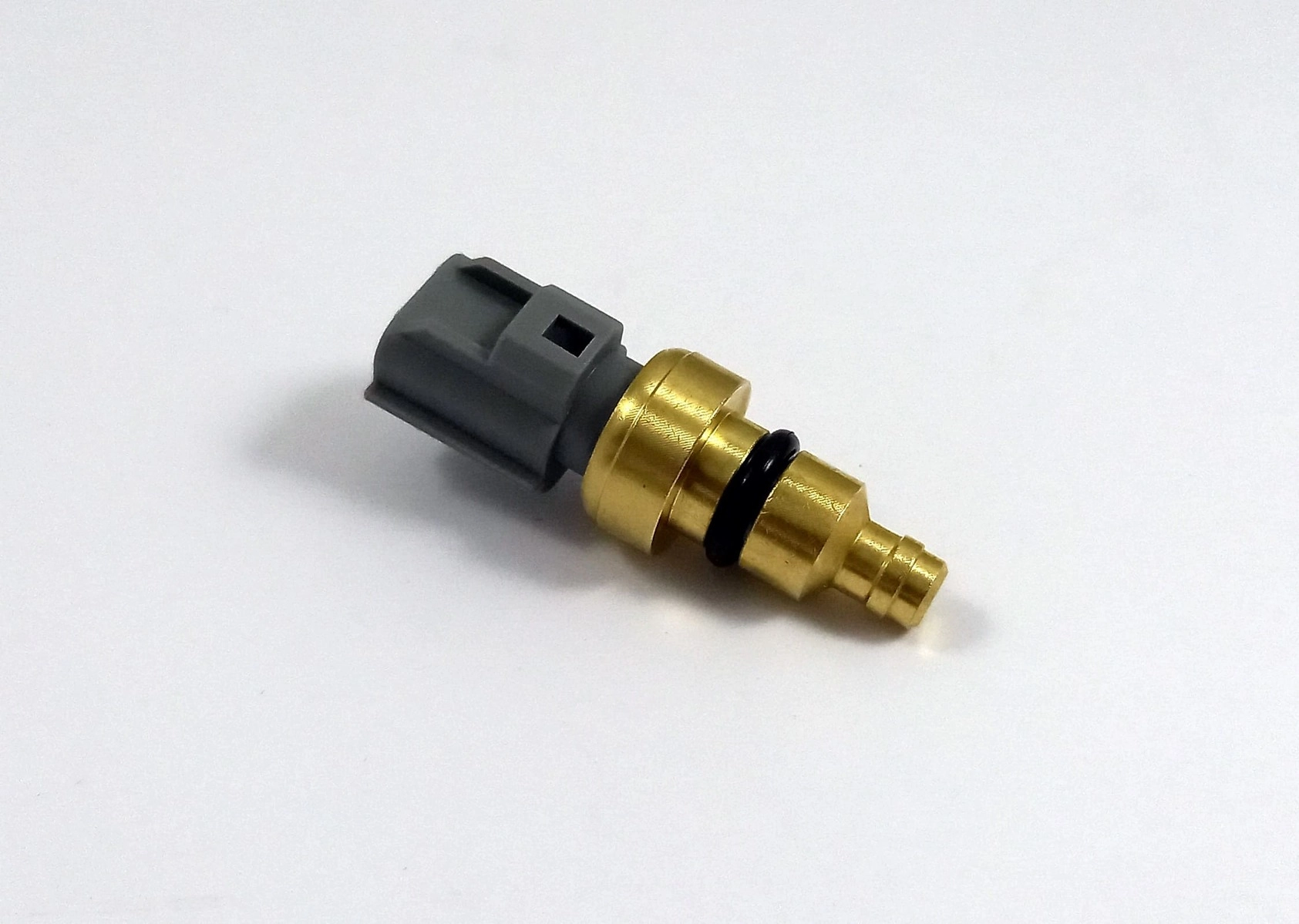 PLUG ELÊTRONICO TEMPERATURA ÁGUA FORD FIESTA/KA/COURIER 99/ - ESCORT 1.6 ZETEC - CINZA ENCAIXE