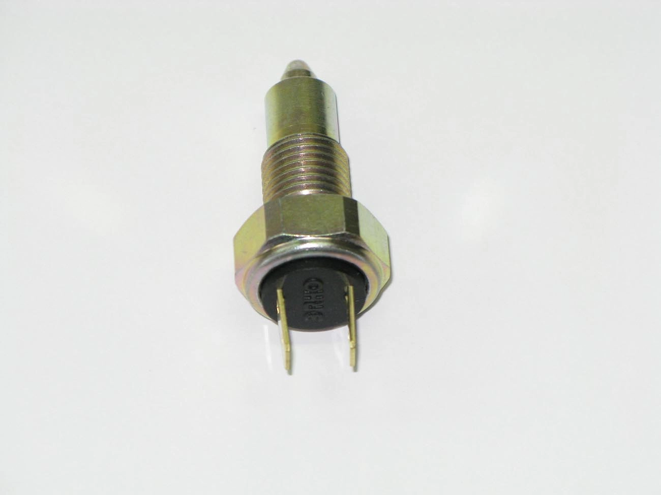 INTERRUPTOR LUZ DE RE - FIAT 147/UNO/PREMIO/ELBA/FIORINO /11.91