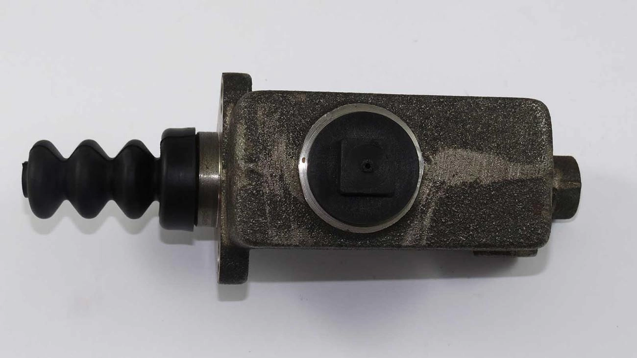 CILINDRO MESTRE EMBREAGEM 22.22MM MOTOR OM 314 TOYOTA BANDEIRANTE 79/80 OM314 7/8