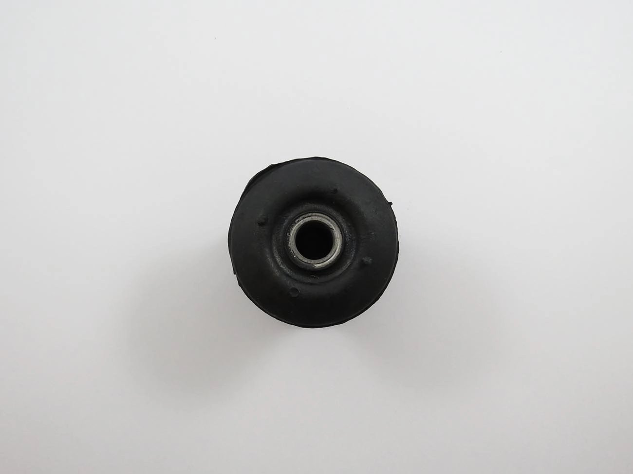 BUCHA EIXO VW GOL 83/ - VOYAGE/PARATI/SAVEIRO 81/ - TRASEIRO