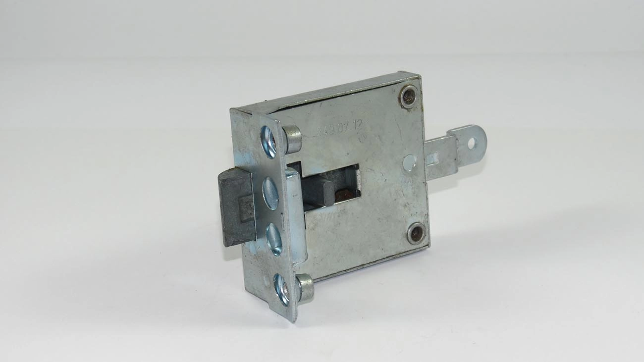 FECHADURA PORTA VW KOMBI 1500 /75 - ESQUERDA