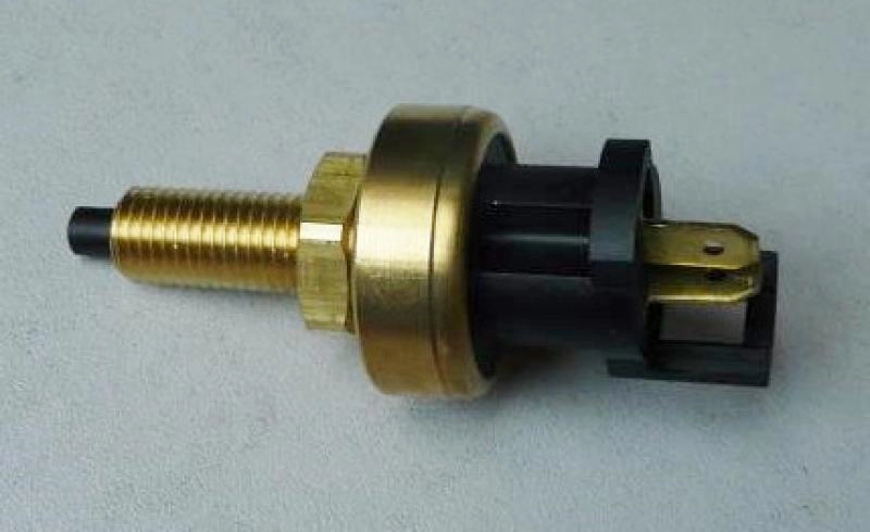 INTERRUPTOR DE FREIO - MITSUBISHI L-200/PAJERO/ECLIPSE/GALANT/LANCER/MONTEIRO