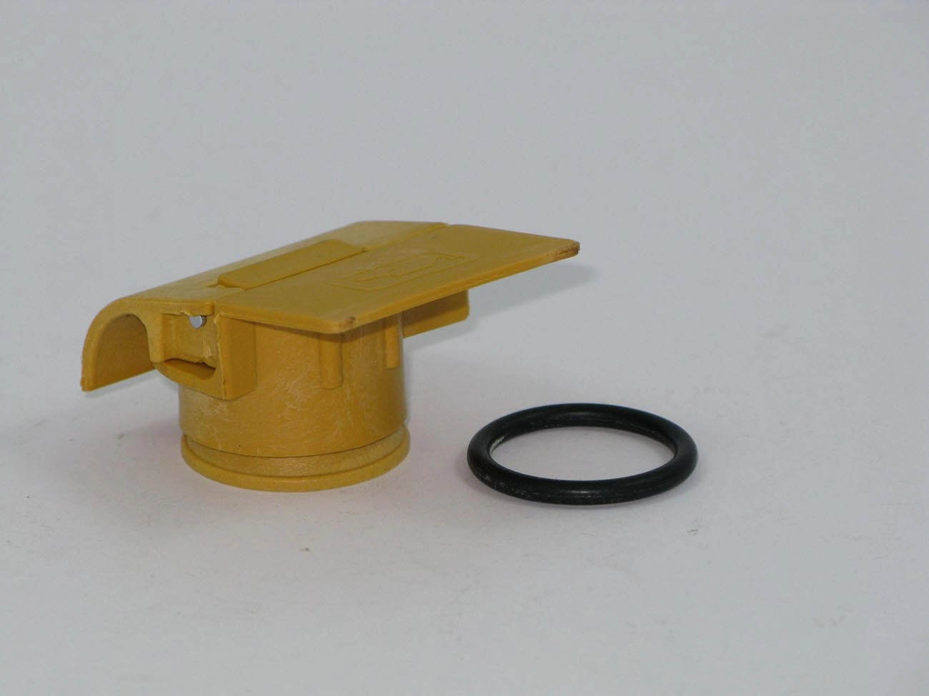 TAMPA OLEO FIAT UNO/FIORINO/PALIO/SIENA/STRADA 8V 2000/ - FIRE AMARELA TIPO ORIGINAL