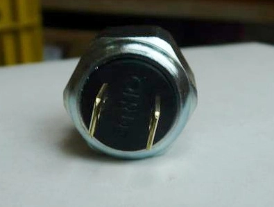 INTERRUPTOR LUZ FREIO WILLYS F-75/