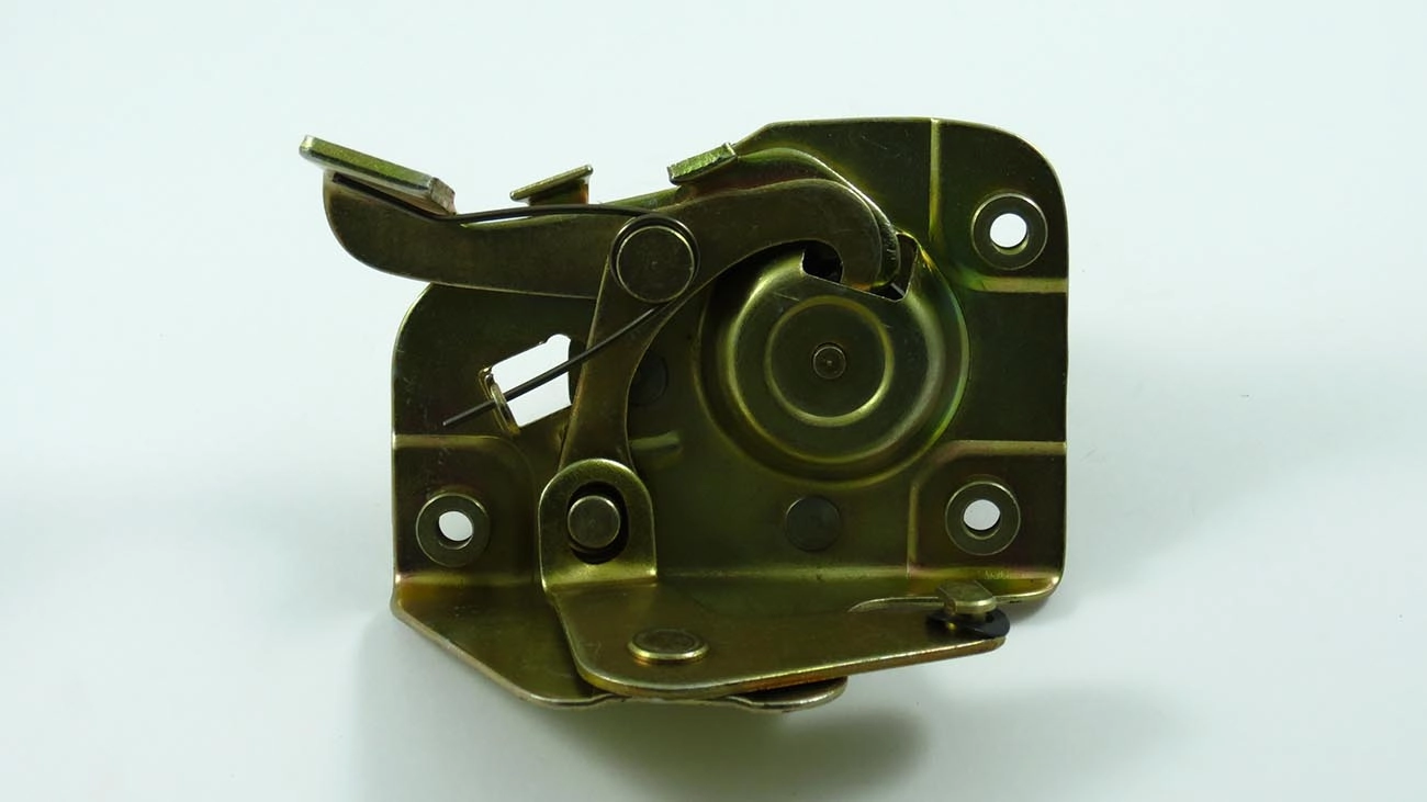 FECHADURA PORTA GM C/D-10/14/15/60/VERANEIO 64/84 - ESQUERDA