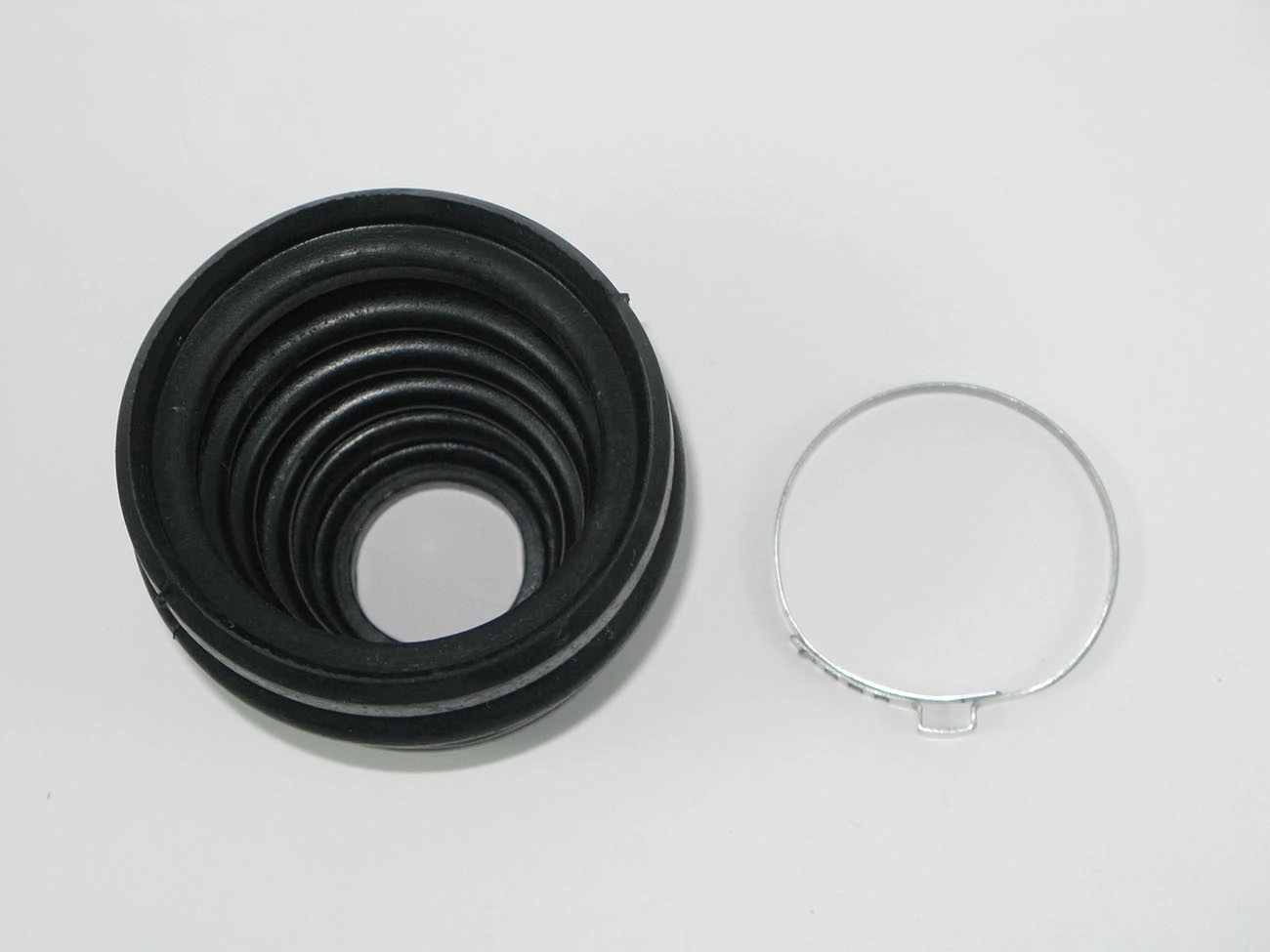 KIT REPARO COIFA HOMOCINÉTICA LADO CÂMBIO SEM ROLAMENTO FIAT UNO/PREMIO/ELBA/FIORINO 91/95 1 BRAÇADEIRA S/ROLAMENTO