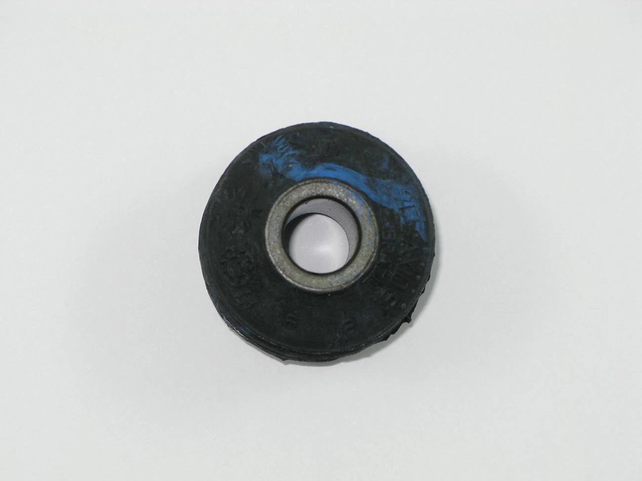 BUCHA TRASEIRA QUADRO MOTOR 12 MM SUSPENSAO VW GOL/PARATI/SAVEIRO 97/ 12MM