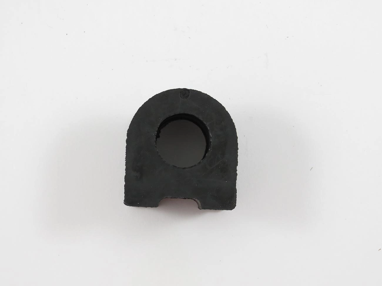 BUCHA CENTRAL ESTABILIZADOR FIAT FIORINO 1991/1993 - SUSPENSAO DIANTEIRA - FURO 18,5MM